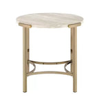 Table d'appoint ronde moderne – Pieds or champagne et plateau imitation marbre, 61x61 cm