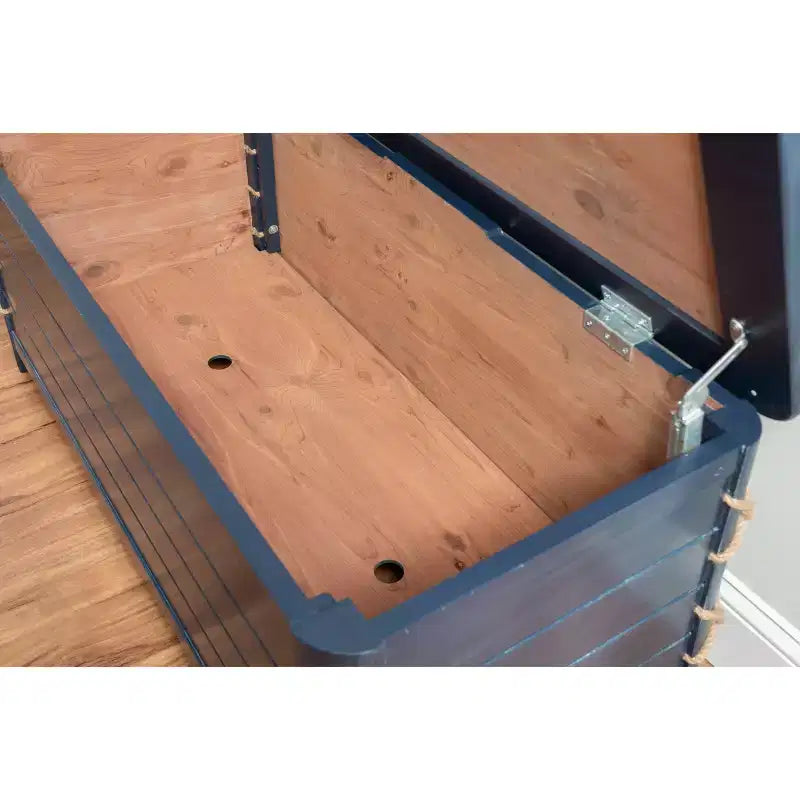 Commode en cèdre