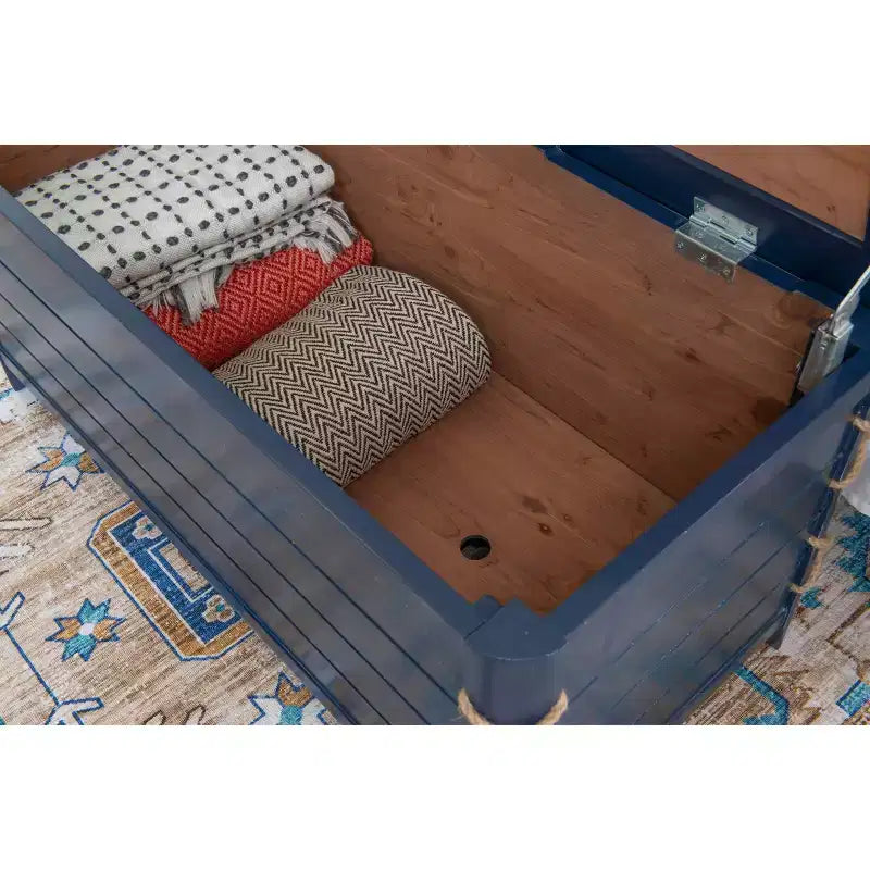 Commode en cèdre