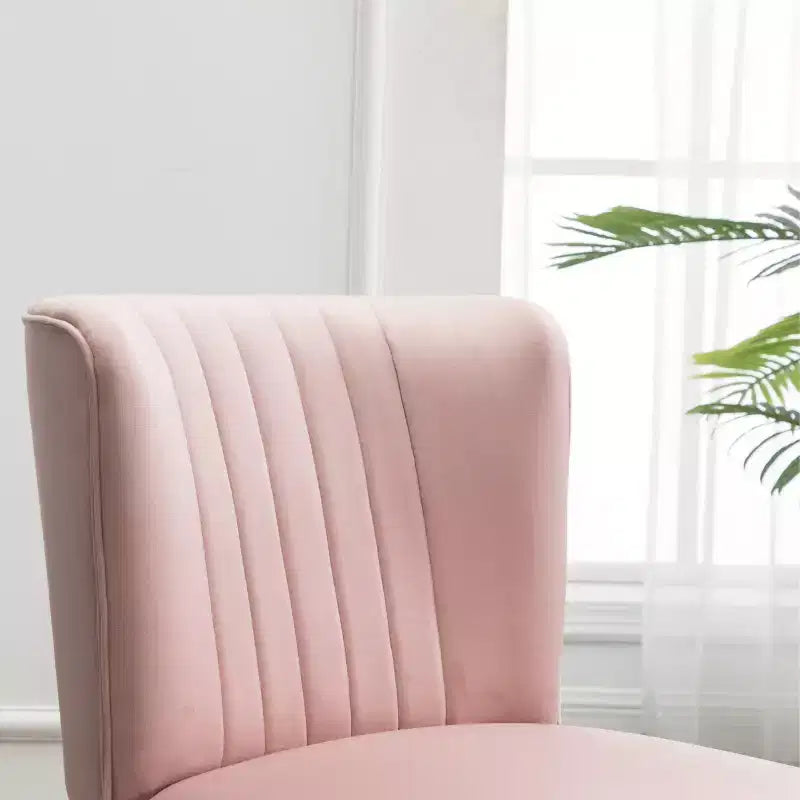 Fauteuil d'appoint contemporain en velours – Dossier incurvé, pieds en bois d'hévéa, rose/bleu/gris